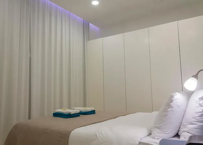 Marketplace Apartment 1